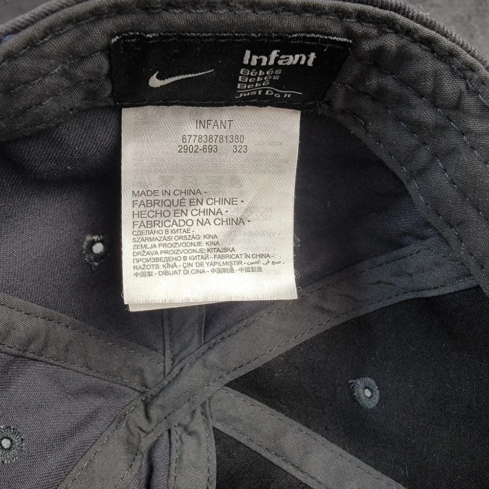 Nike Infant Baseball Cap Black White Swoosh Logo Adjustable Hat 2902-693‎